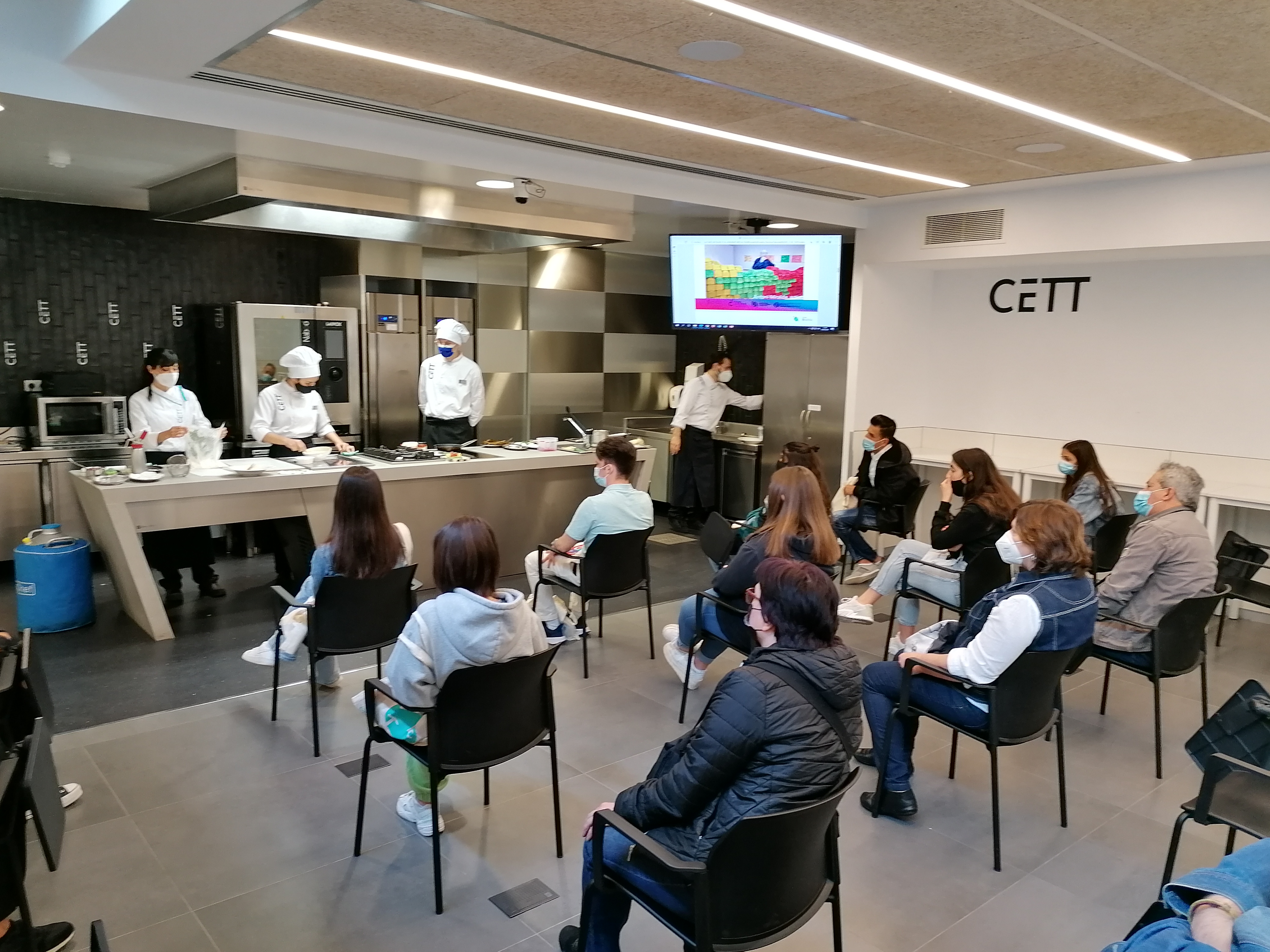 Photography from: Jornada de Puertas Abiertas en el CETT, sábado 26 de marzo | CETT